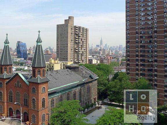 4th image of 268 E Broadway APT A902