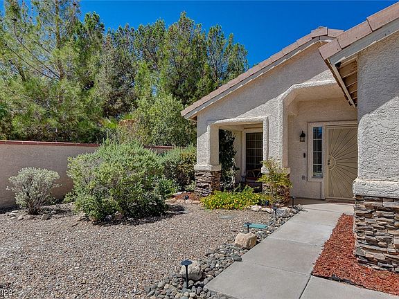 4th image of 1601 Cathedral Peak Ct