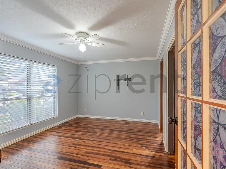 14515 Wunderlich Dr #403 — Photo 3