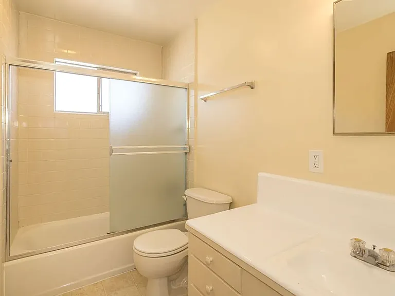314 College Ave #1-6 — Photo 10