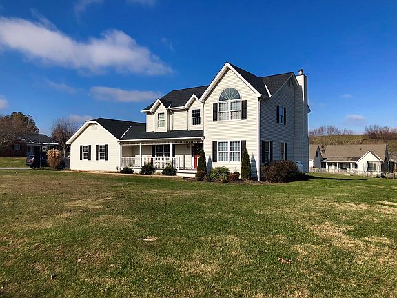 2nd image of 18006 Jennifer Dr