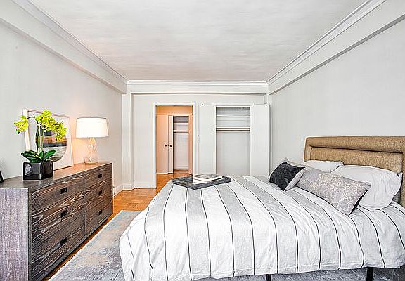 2nd image of 175 E 94th St #18L