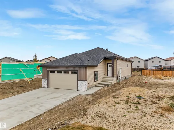 36 Dalquist Bay, Leduc, AB T9E 0J9