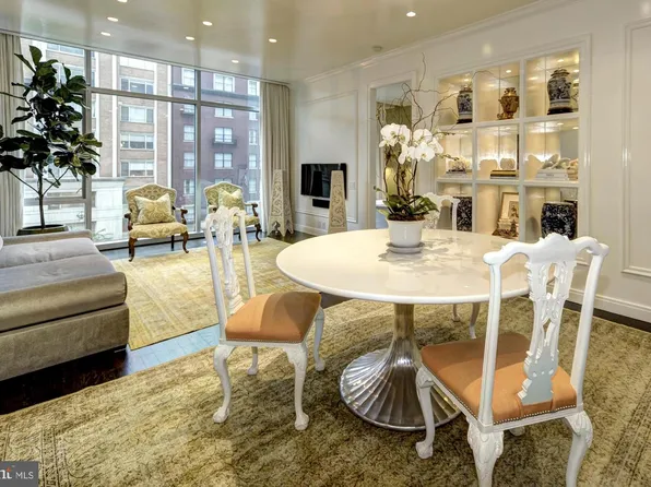 1177 22nd St NW Unit 3H, Washington, DC 20037