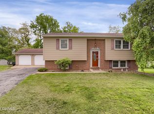 62 Vertie Ct, Milton, PA 17847