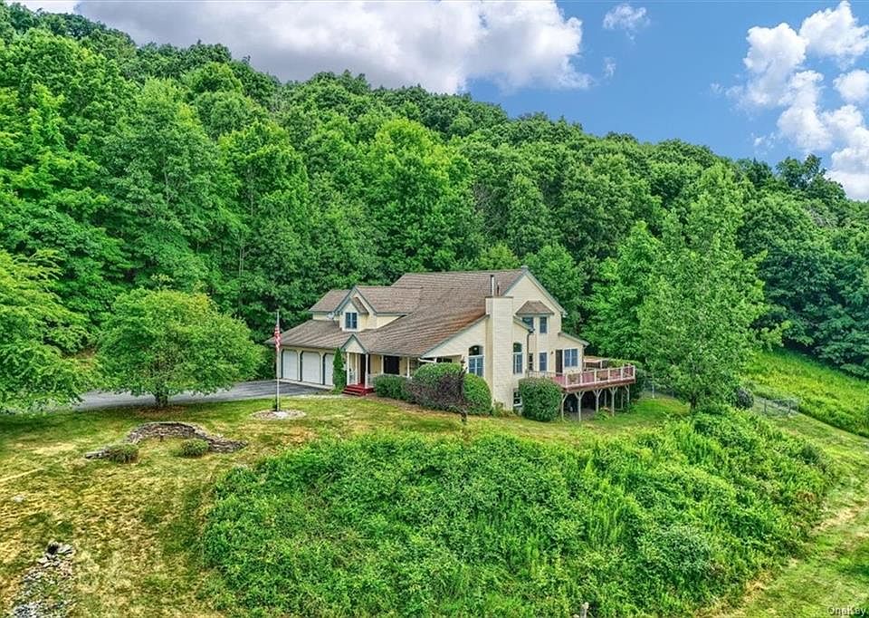 42 Rachel Court, Bloomingburg, NY 12721 Zillow