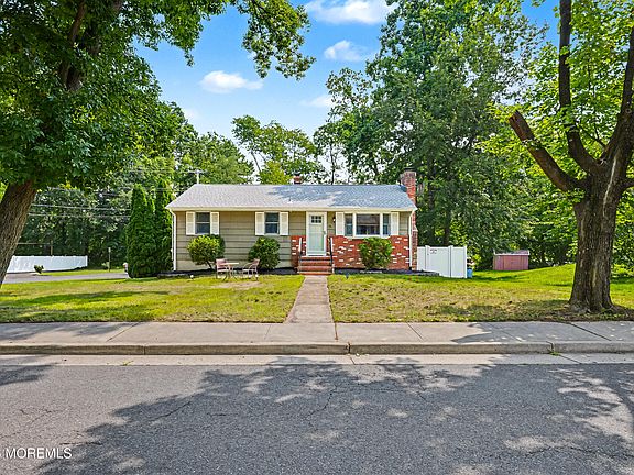 2nd image of 54 Middlesex Road