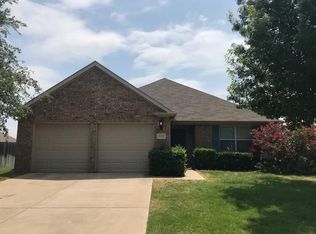 2202 Goose Down Ct, Midlothian, TX 76065