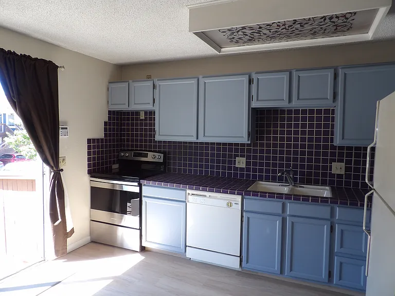6419 Village Ln — Photo 9