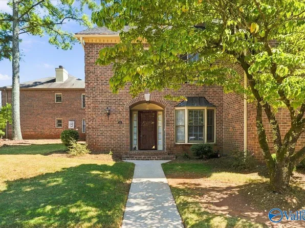 305 Drury Ln SW Unit 305, Huntsville, AL 35802