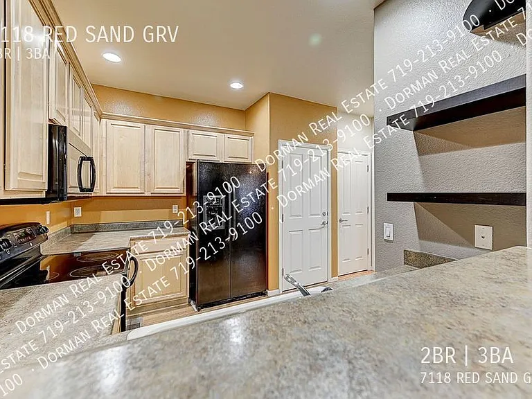 7118 Red Sand Grv — Photo 6