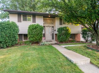 1408 Chesterton Sq S, Columbus, OH 43229