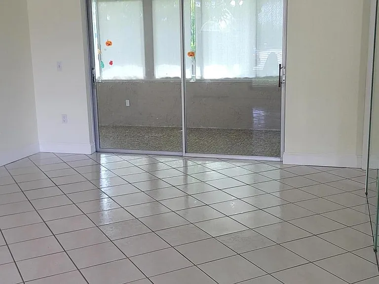 2590 NW 98th Ave — Photo 10