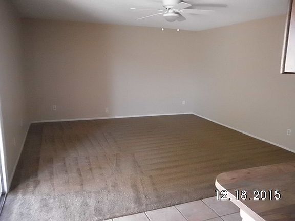 5- FAMILY ROOM_12192015