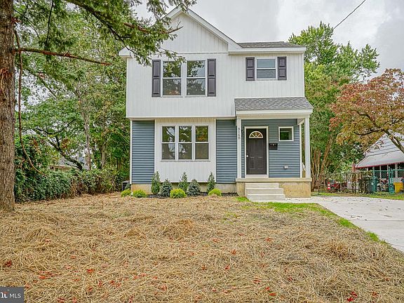2nd image of 8168 Day Ave
