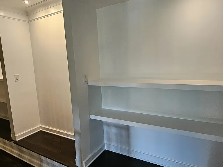 2110 E Roxboro Rd NE — Photo 15