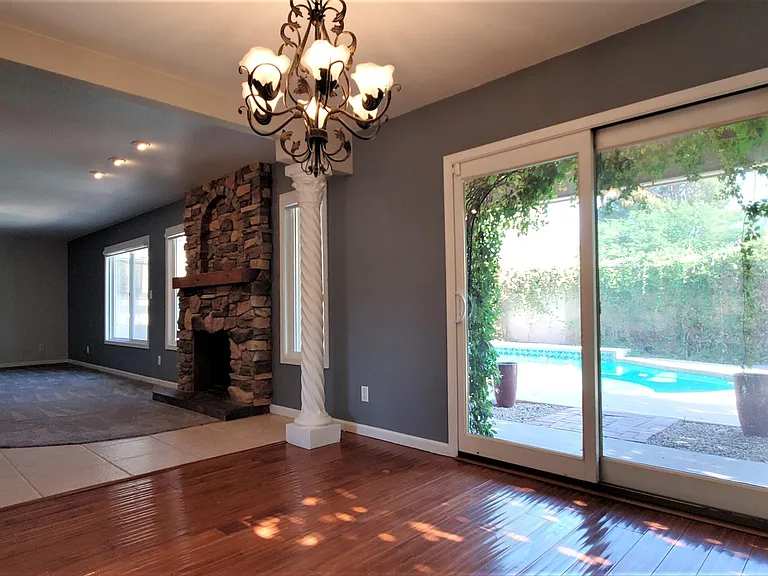 2118 S El Marino — Photo 13