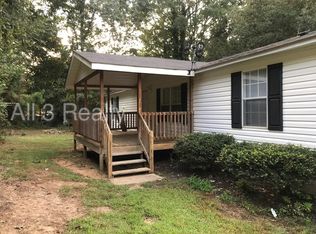 55 Woodland Dr, Stockbridge, GA