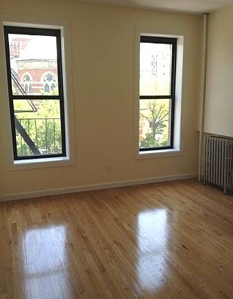 5th image of 3 Greenwich Ave