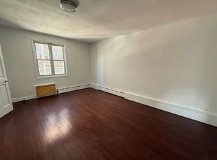 556 Sackett St #1, Brooklyn, NY 11217