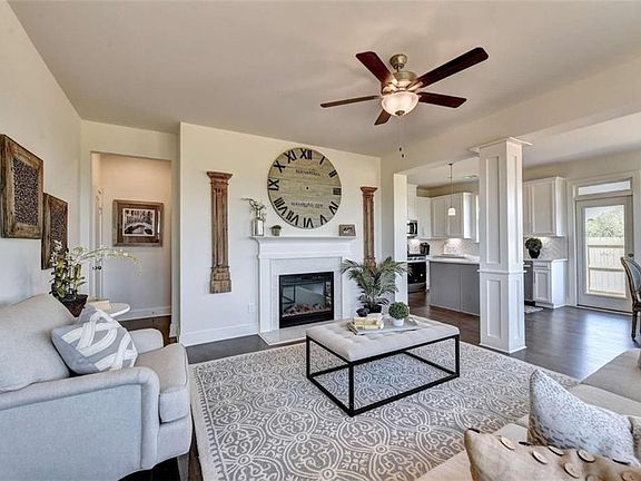 4th image of 46 Cannon Trace Dr