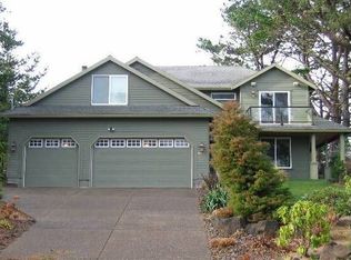 90308 Lewis Rd, Warrenton, OR 97146