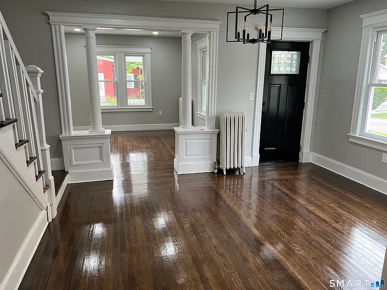 17-19 Lilac St — Photo 3