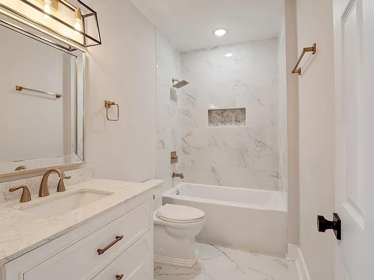 519 Thorn Ridge Cv — Photo 19