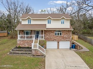 1321 Hoffman Dr, Jefferson City, MO 65101