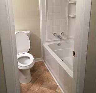 5th image of 1434 Pearl Ave SE