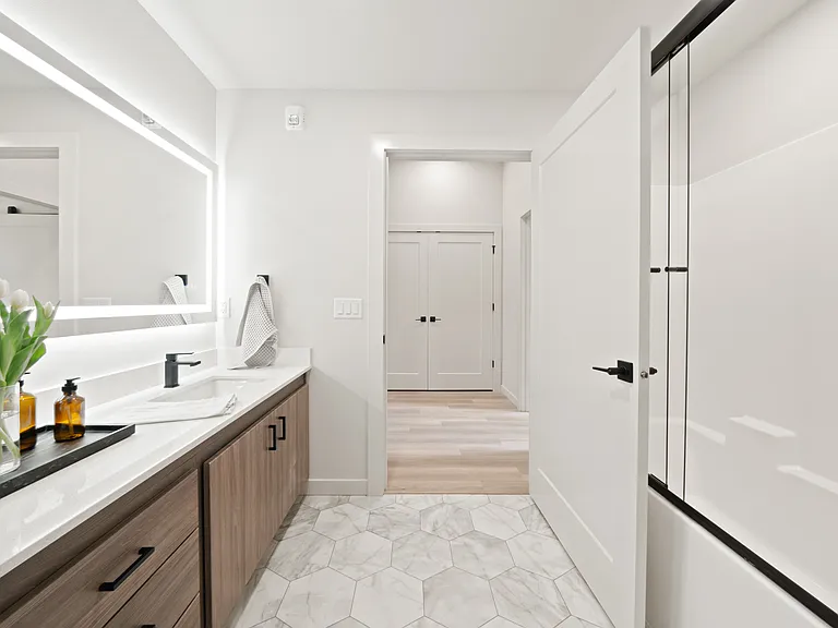 7044 SW Gonzaga St #102 — Photo 10