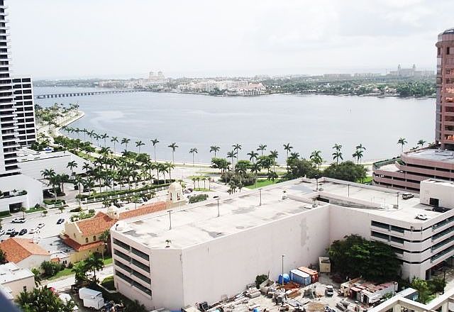 roof top w/breathtaking views of ocean/intracoastal