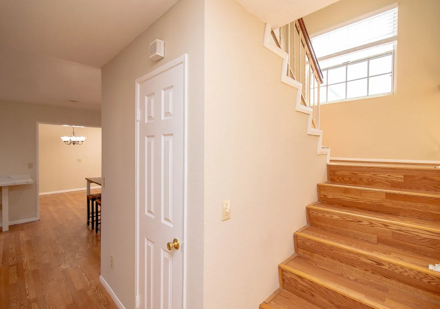 Spacious Home with Granite Kitchen & Large Yard — Photo 3