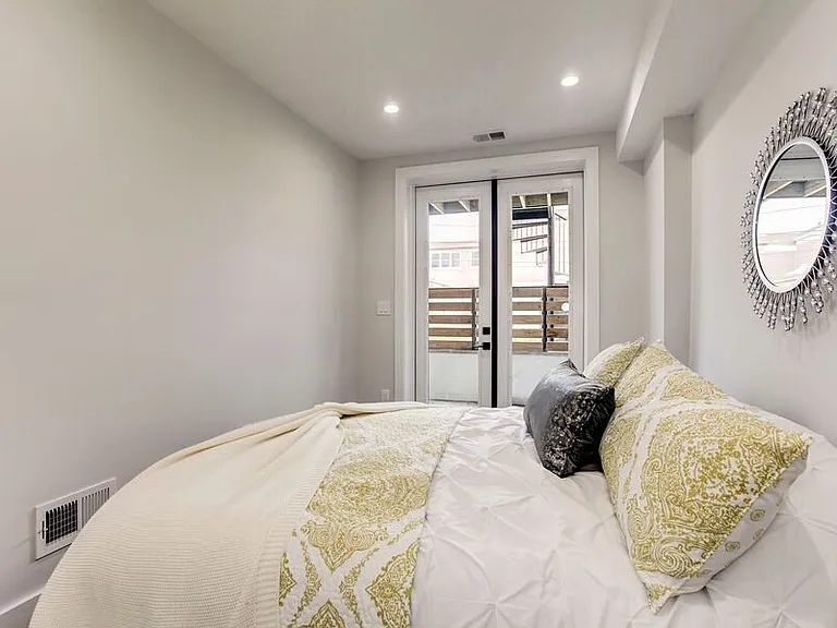 1331 Taylor St NW #1 — Photo 16