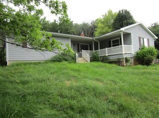 28 Grandview Ln, Verona, VA 24482