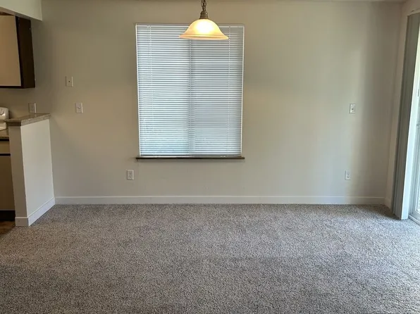 Panther Lake Lot 53, 28 S 341st Pl APT B, Federal Way, WA 98003