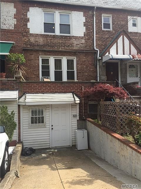 2nd image of 20512 33rd Ave