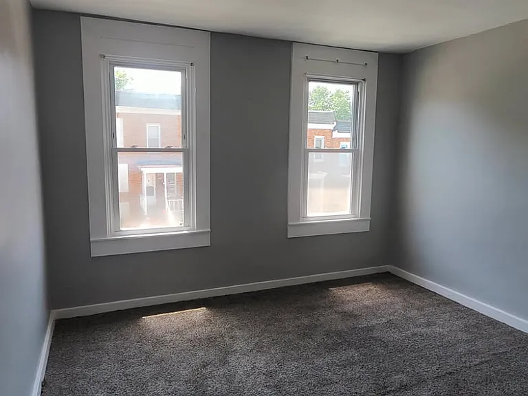 3160 Ravenwood Ave — Photo 13