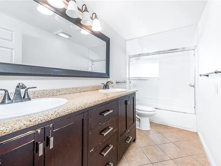 7938 Ventura Canyon Ave — Photo 8