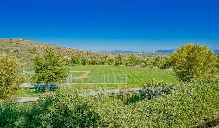 30000 N Camino Los Robles — Photo 38