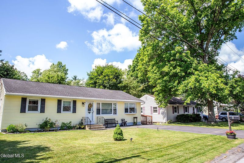 3rd image of 4 Amelia Drive