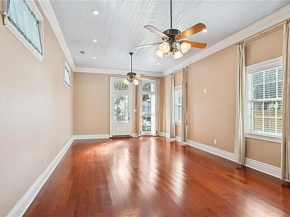 5th image of 1116 Burdette St