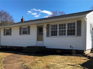 5 Dawn Ln, Coventry, RI 02816