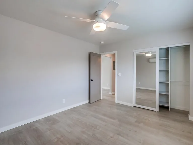 4449 Central Ave #7 — Photo 17