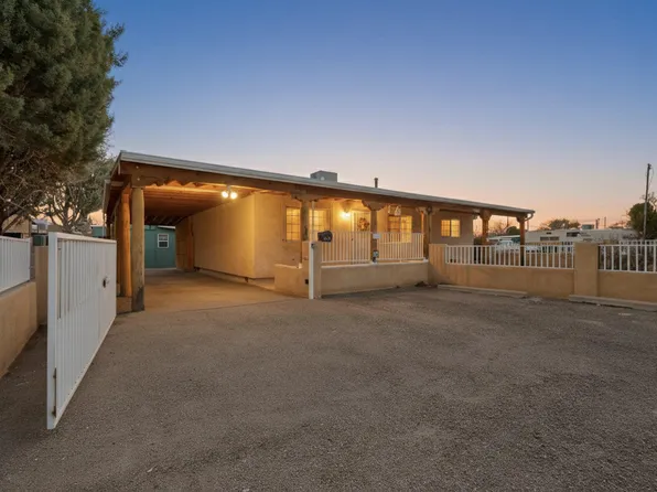 834 Delamar Ave NW, Albuquerque, NM 87107