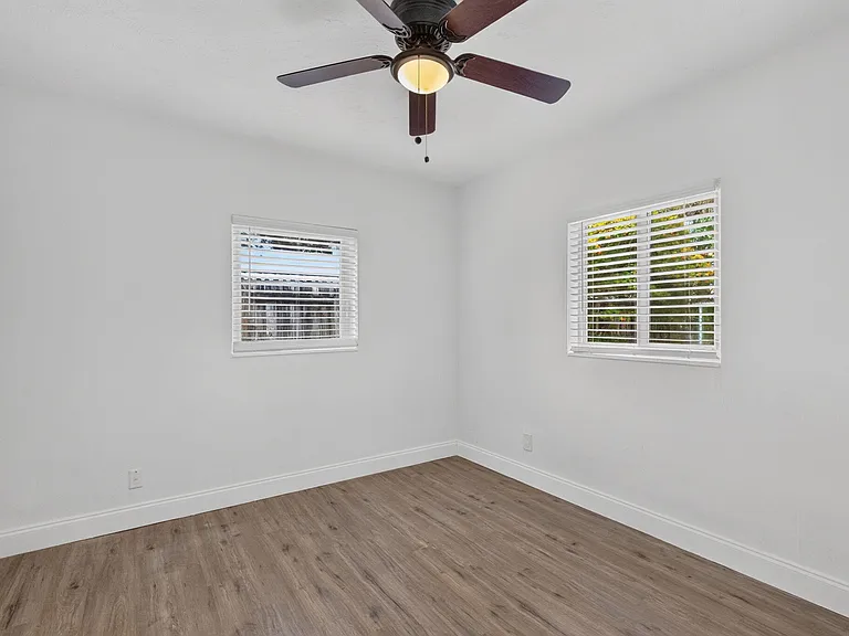540 NE 61st St — Photo 16