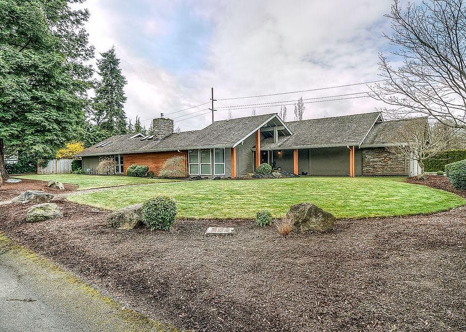 1st image of 1339 85th Ave NE