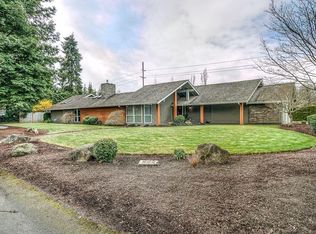 1339 85th Ave NE, Clyde Hill, WA 98004