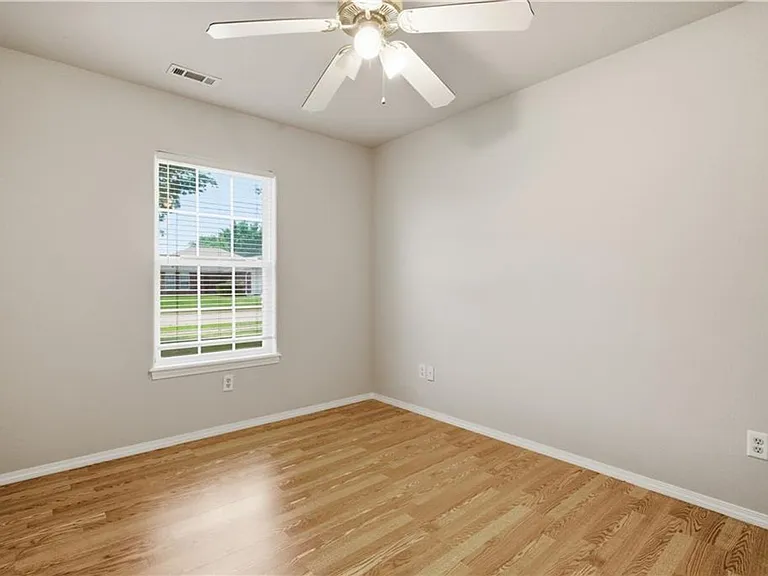 6402 High Meadow Blvd — Photo 12