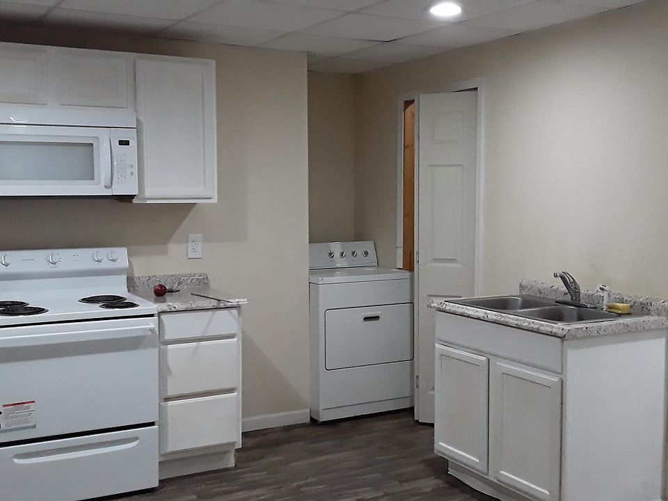 1st image of 2200 Weatherstone Cir SE #2